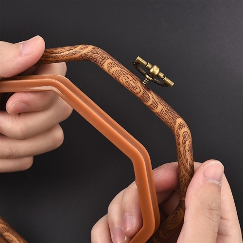 Brocante houten ring Octacon Borduurring met stelschroef Octacon 14*14cm 