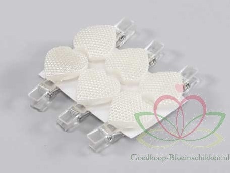 Hartjes met pareltjes op clip 2,5x3 cm 6 stuks