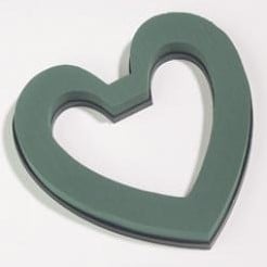 [A-002644] OASIS® Hart 22 cm met gietrand oase voor verse bloemen