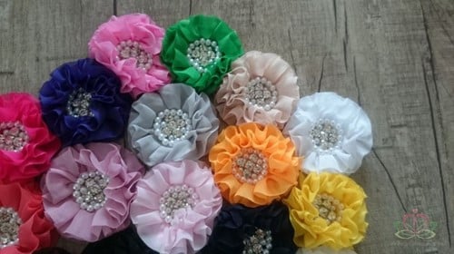 [A-010520] Corsage bloem met Strass diamantjes en Parels Zonder CLIP! - Sand/Beige 