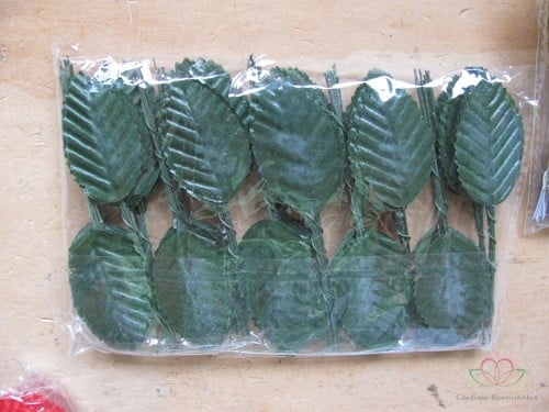 [A-010461] Blad Zijden blaadjes op draad Donkergroen 3*5 cm PAK200