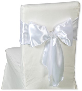 Satijn breed Wit Stoelversiering 20 cm breed *275cm lang. Breed stoelversiering
