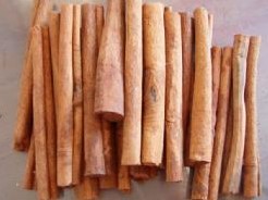 Kaneelstokjes 4-8 cm.   +/- 100 gram Kaneelstokjes 6-8cm.