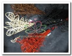 Gekrulde wilgentakken +/-  50 cm. /bos - zwart Gekrulde wilgentakken +/-
