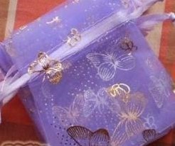 Giftbag organza Lila Golden Butterfly 7*9 cm.  Giftbag organza Lila Gold