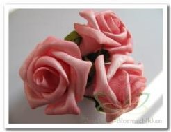 foam roos LichtRose 5, 5 cm. / 3st foam roos Licht
