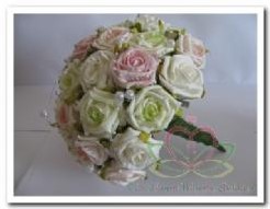 Bruidsboeket foamrozen Romantisch Pastel EV55 Bruidsboeket f