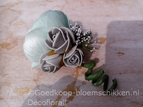 Corsage Ranonkel CRR 905 Lichtblauw Grijs GRIJS Maatwerk corsage