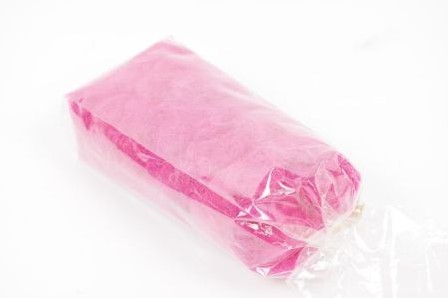 Jute Fiber Vezel +/- 30 gram. Dark Pink/ Fuchsia Sisal +/- 30 gr
