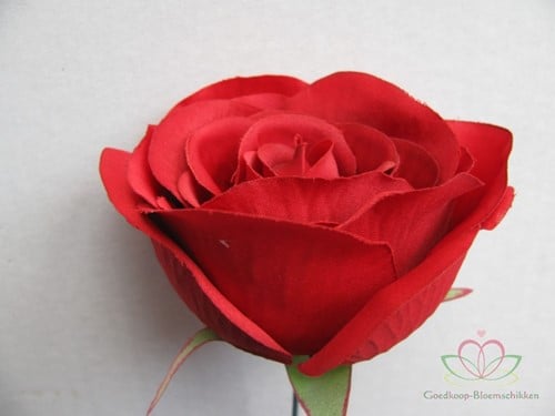 Roos dik ROOD voor Corsage en Boeket op draad ZIJDE Grote roos