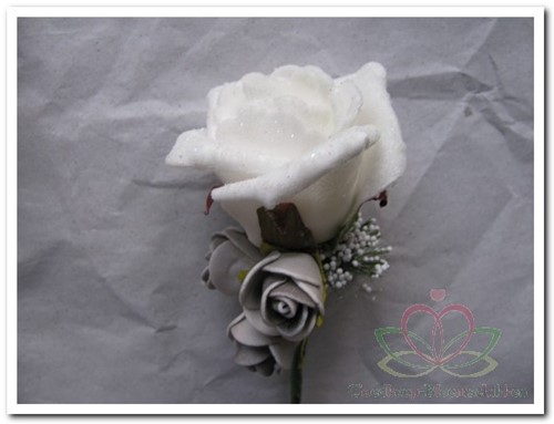 Corsage Roos Wit CEM5 Ilonka Maatwerk corsage