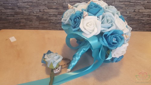 Bruidsboeket EM1 foam, schelpen lint met bijpassende corsage Bruidsboeket blauw