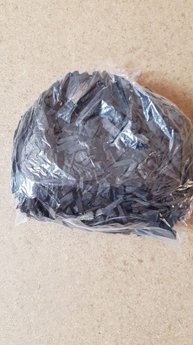 Actie Houtsnippers zwart +/- 200 gr Gekleurde houtsnippertjes