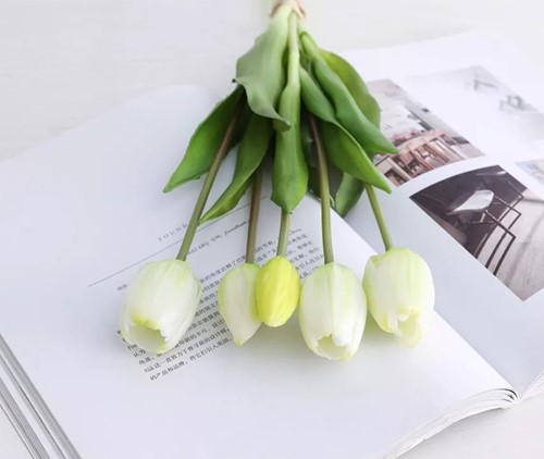 Actie Tulp Tulpen bundel, Luxe Siliconen Real Touch Tulpen kleur Green White, Groenwit Bundel +/-5st Zijde Tulpen Real Touch Latex, siliconen