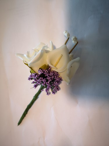 Corsage CallaPick met Lila FB Maatwerk corsage