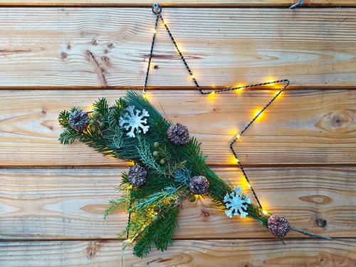 Actie Metalen frame LED metalen ster 30 leds, 40cm, warm wit, met timer voor bloemschikken en decoratie