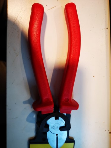 Draadkniptang zijkniptang 18cm. rood Draadkniptang zijkniptang