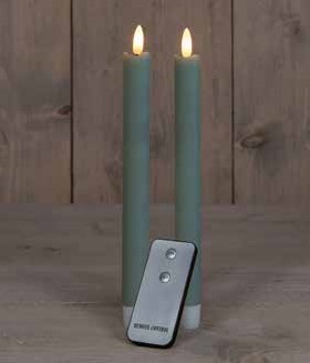 LEDkaarsen Rustiek Jade green groen Anna's Collection LED kaars 3D Flame Candle met afstandsbediening D 2,5 H 23 cm /2 stuks Ledcandle voor bloemschikken en decoratie