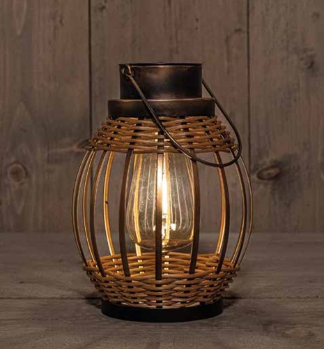 Solar Lantern Windlicht Rattan Rotan  Anna's Collection Ovaal 15*21cm met hengsel / st Ledcandle voor bloemschikken en decoratie