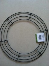 Metalen frame voor kransen rond 14'' = +/- 35 cm.' Metalen frame voor krans