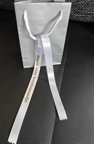 Lint Lintje printen bedrukt met eigen opdruk 15mm  +/- 50cm. - Ivory goud opdruk Lintje bedrukt 