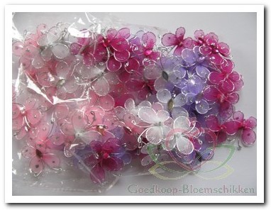 Vlindertjes mix 4 Pastel 2. 5 cm. +/- 400 stuks Vlindertjes mix 4 Pastel