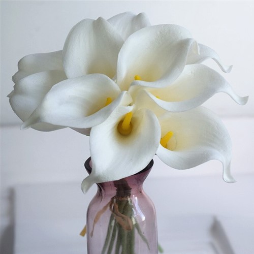 Calla Real Touch Creme +/- 7 cm. en 37cm lang. / st Calla Real Touch +/- 7 cm.