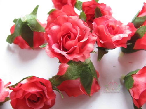 Roosjes 3 cm. Zijde Best Quality LichtRood bicolor10 st Roos zijdebloem
