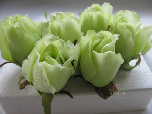 Roosjes 5-6cm. Zijde Best Quality Lightgreen LichtGroen 10 st Roos zijdebloem