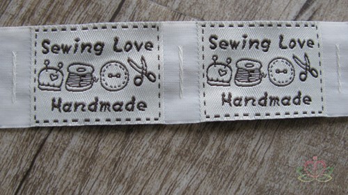 Labels Sewing Love Handmade 25 labels 