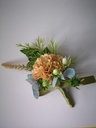 Luxe Corsage, corsage Coffee met blauw, groen met besjes no23 Schitterende kwaliteit Boutonnière op pinclip met speld