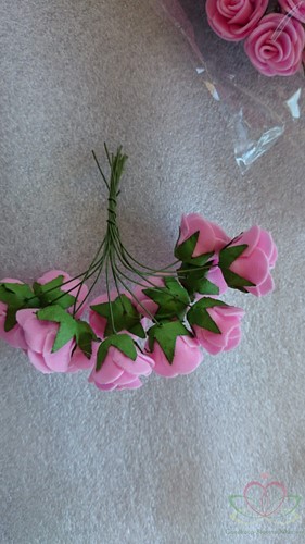Mini foam roos 2,5 cm Zuurstokroze ca. 144st zak voor corsage en bloemschikken