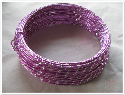 Oasis® Diamond Sensation Wire - 40-10109 Lavender de lichtere Aluminiumdraad met diamanteffect