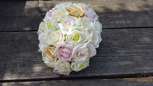 Bruidsboeket foamrozen Pastel met zalm EV99 