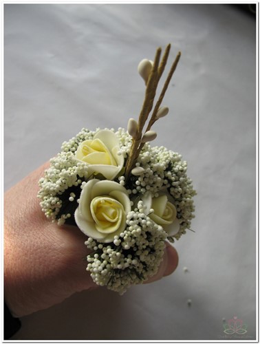 Corsage Miniroos New Style Pick Creme 