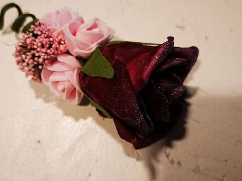 Corsage Roos Burgundy Roze CEM39 Maatwerk