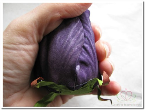 foam Rose Sophie 15cm snow Purple Doos12 voordeelpak