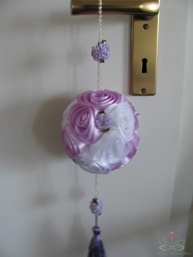Pomander SatijnRoseBal Lila-Wit 