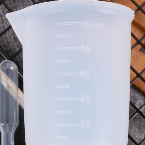 Siliconen Maatbeker Mengbekertje met tuitje en 5 pipetten ca. 100cc voor Epoxy Resin en andere hobby's