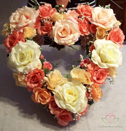 Steekschuim Hart 37 cm oase voor verse bloemen open, met hardschuim onderlaag