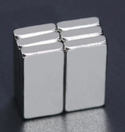 Blokmagneet Zwaardere magneetper set 25*10*2mm Corsagemagneten