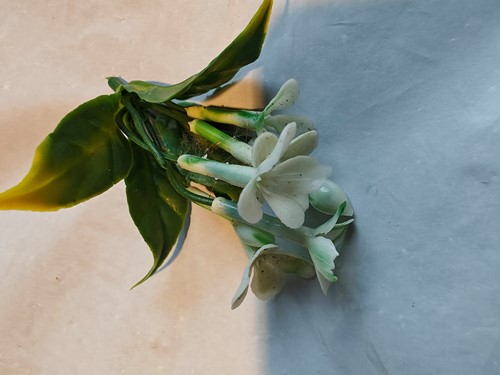 Corsage pick white kunst Stephanotus per stuk voor toefjes om corsage te maken
