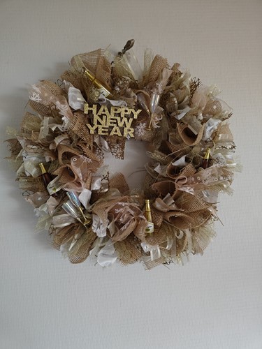 Decomesh Deco mesh Metalic voor kransen en inpakken SET van Goud en creme tinten 4 rollen 26 cm ca. 9 m