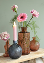 Gekleurd glazen fles Berlin Mahogany  / stuk Grotere fles ook voor olielamp bottle Ø9cm  h. 21 cm