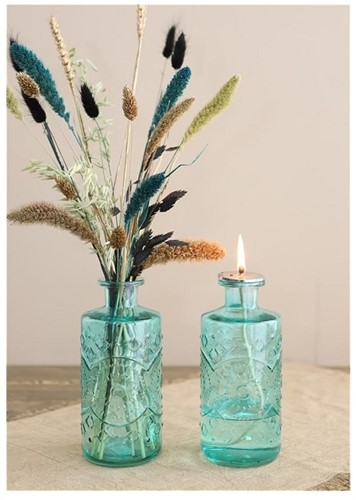 Gekleurd glazen fles Berlin Soft blue  / stuk Grotere fles ook voor olielamp bottle Ø9cm  h. 21 cm