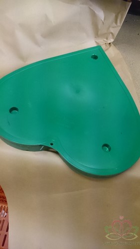 Hart 50 cm dicht met OPENINGENvoor pootjes/leggs Hart 50 cm oase voor verse bloemen