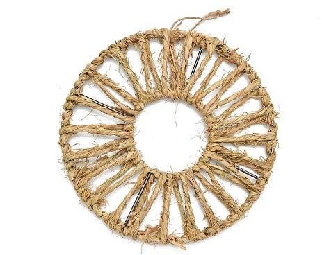 Metalen ring met Raffia krans 48 cm per stuk