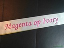 Bedrukt lint Ivory met Magenta opdruk 45 mm 50 cm