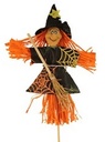 Bijsteker Halloween Heks met bezem 15x10 cm