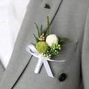 Luxe Corsage Craspedia bolletjes Groen Wit op pinclip met speld